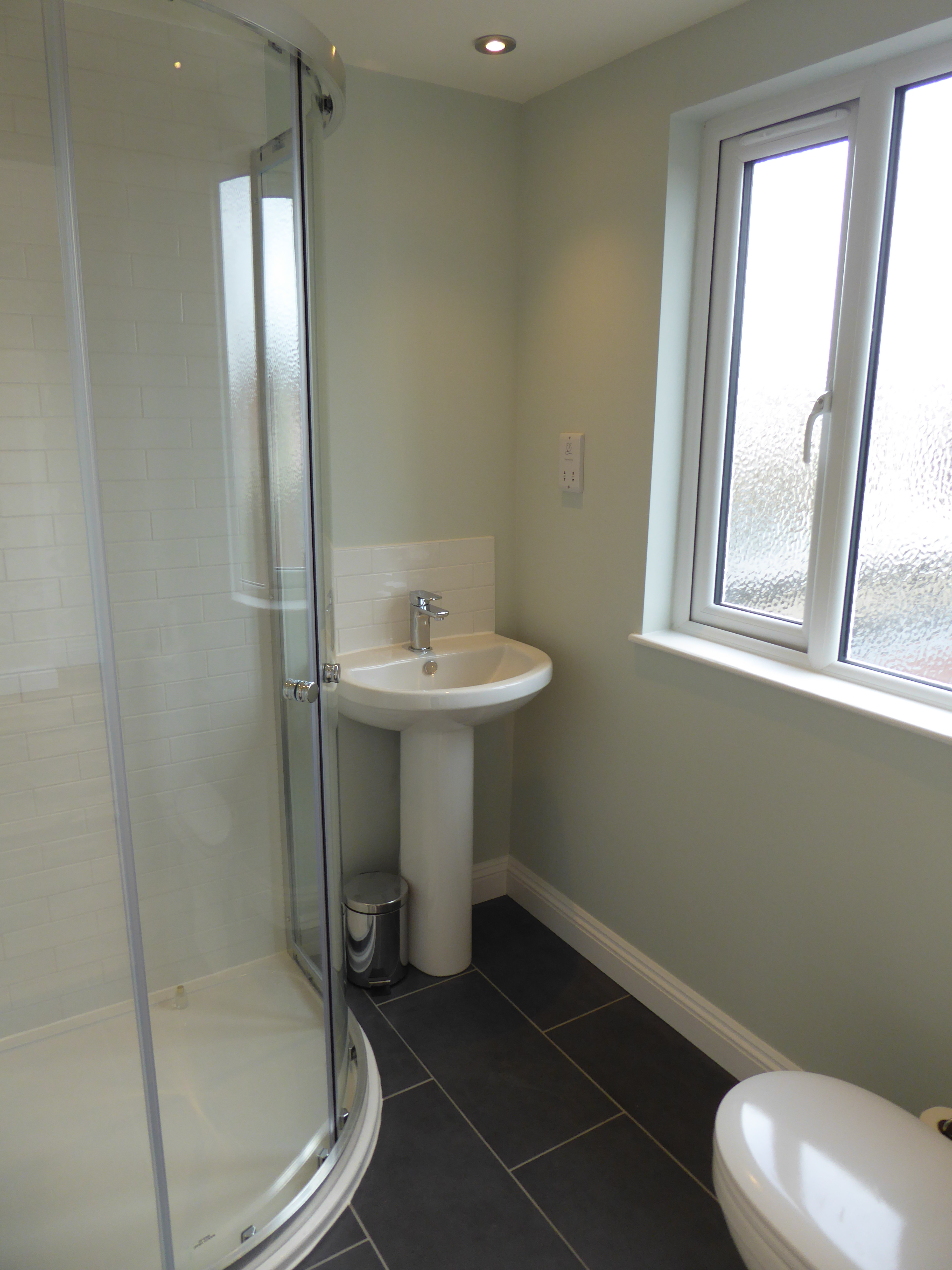 en-suite shower room